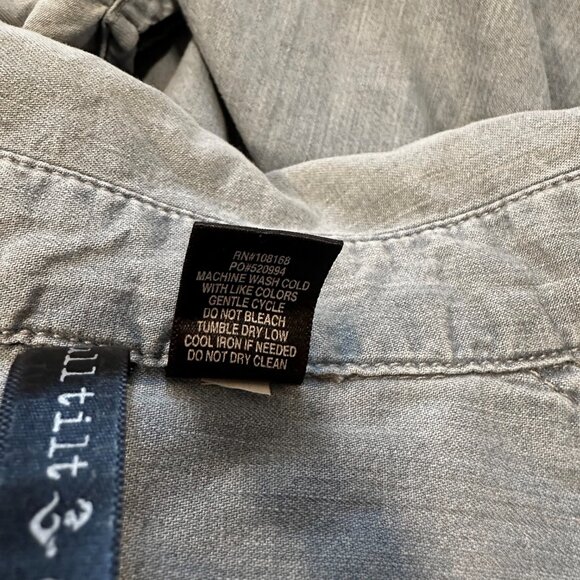 Denim Long Sleeve Shirt Womens Size S Button down Front Pockets Full Tilt - Picture 5 of 5